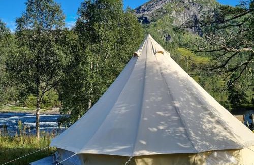 Gaular Otro | Flatheim Glamping