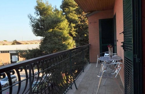 Ponte Galeria-La Pisana Apartamento | Flatinrome Fiera 2 Nice two roomed Fiera di Roma