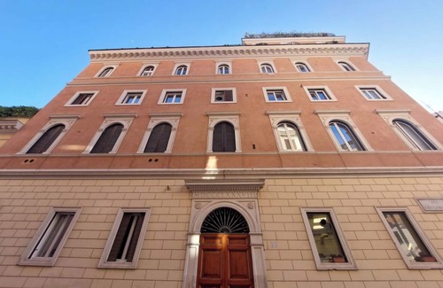 Rione IV Campo Marzio Apartamento | Flatinrome Spanish Steps 2