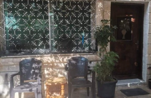 Jerash Apartamento | Flawer