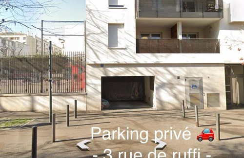 Saint-Lazare Apartamento | FLC - Charming Studio Parking - 4 Guests