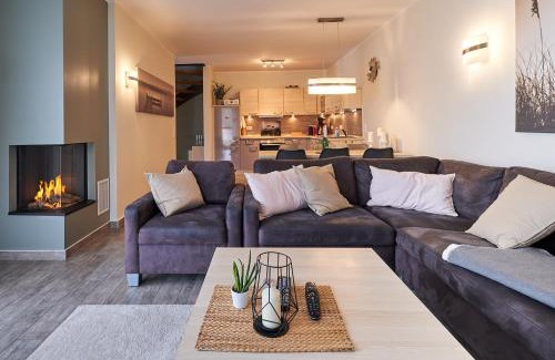 Muritz Apartamento | FLEESENTRAUM Villa Silbermöwe - Luxushaus - Ideal für Familien - Whirlpool Sauna Kamin Garten - Hunde willkommen!
