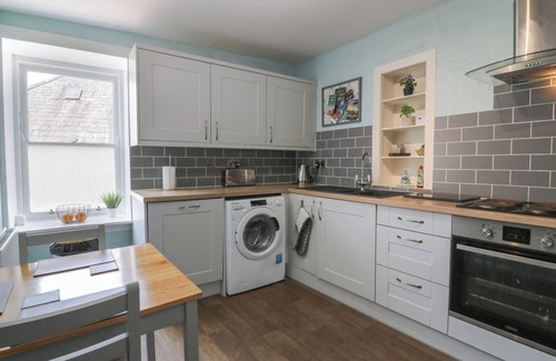 Gatehouse-of-Fleet Cabaña | FLEET TOWNHOUSE, pet friendly in Gatehouse Of Fleet