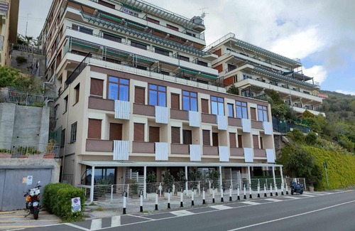 Bergeggi Apartamento | Fleetwood House Fronte Mare
