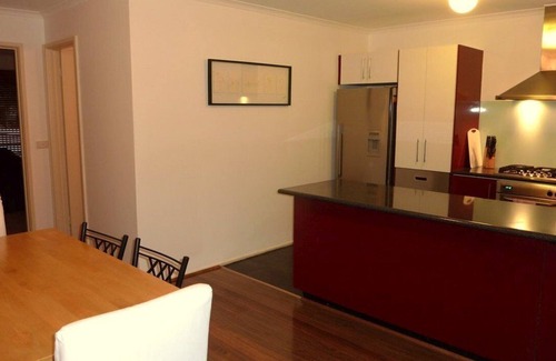 Kensington Casa | Charan Lane, confortable casa adosada en Heritage Inner Suburb Location