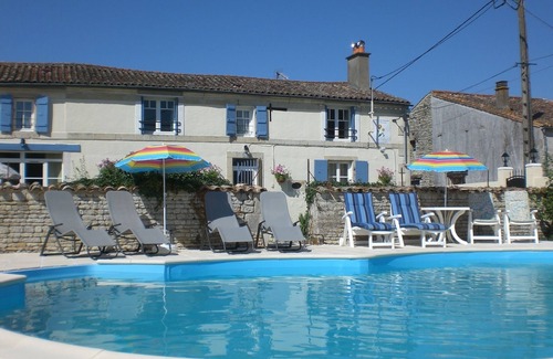 Vallans Cabaña | Fleur de Soleil - magnífico familia rural con piscina
