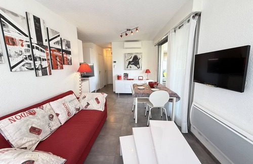 La Petite Motte Apartamento | Fleurie 1, renovate with taste this charming ground floor with swimming pool and parking