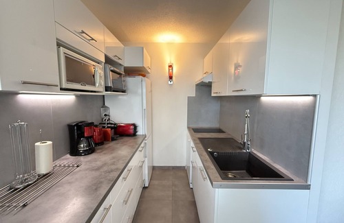 La Petite Motte Apartamento | Fleurie 1, renovate with taste this charming ground floor with swimming pool and parking
