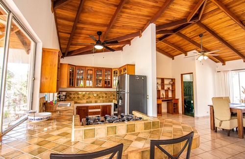 Esterillos Casa | Flex House – Full Home with Pool and Guest House, Close to the Beach