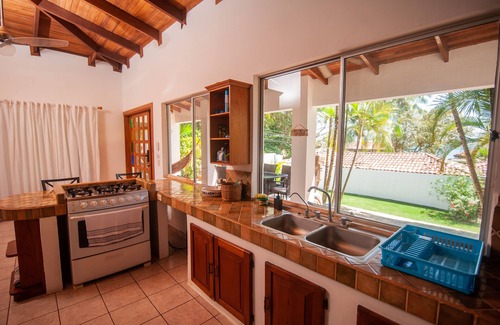 Esterillos Casa | Flex House – Full Home with Pool and Guest House, Close to the Beach