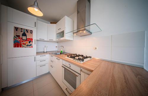Zagreb Apartamento | Flex SelfCheckIns 173 - Zagreb - Bedroom - Parking - Loggia