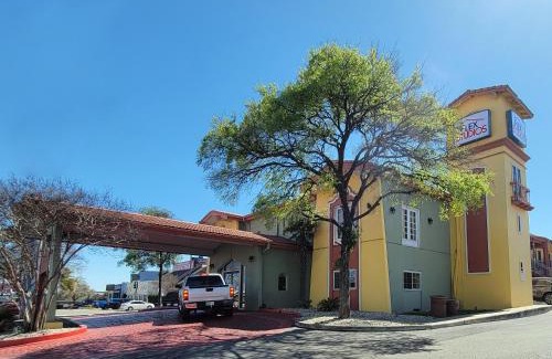 Medical Center District Hotel | Flex Studios