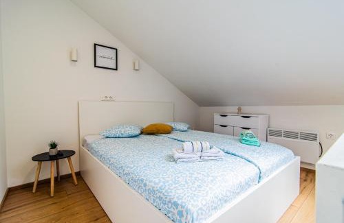 Donji Grad Apartamento | Flexible SelfCheckIns 106 - Zagreb - City Centre - Loggia