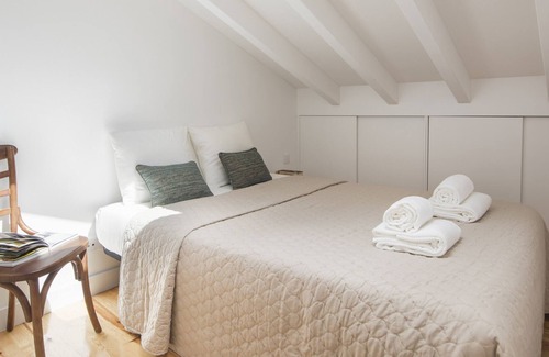 Alto do Pina Apartamento | FLH Alameda Charming Flat II
