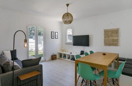 Altura Casa | FLH Altura Family House with Pool
