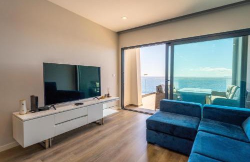 Gaula Apartamento | FLH Amazing Ocean View with Balcony