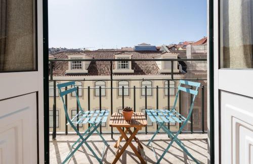 Baixa Apartamento | FLH Downtown Central Flat with Balcony