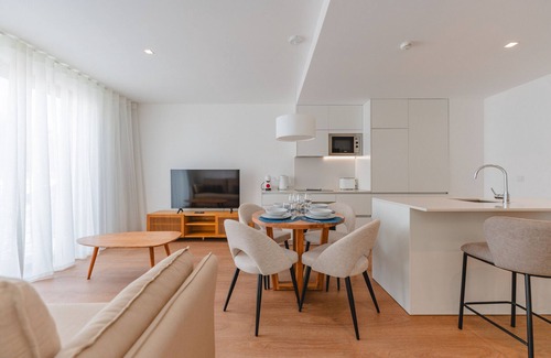 Old Town Apartamento | FLH Funchal A Quinta do Conde Balcony Apartment II