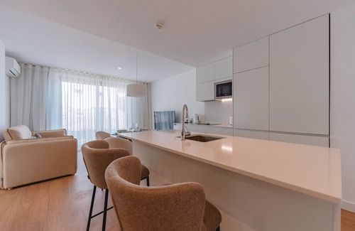 Old Town Apartamento | FLH Funchal A Quinta do Conde Balcony Apartment II