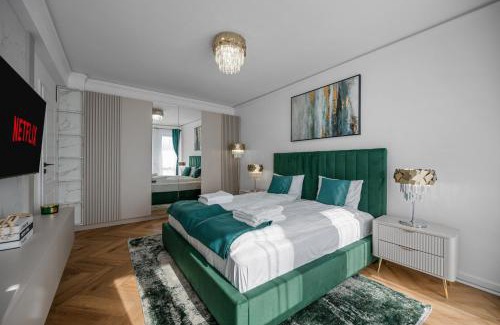 Vladeni Apartamento | FLH - Panoramic Garden Luxury Apt
