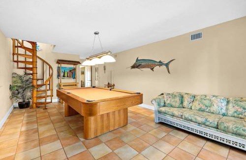Holland By The Sea Casa | Flip Flop Bungalow with Pool