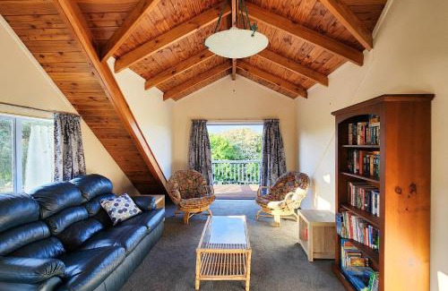 Hahei Casa | FlipFlop Inn Hahei Beach
