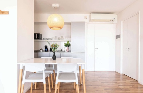 Microcentro Apartamento | Fliphaus + Azopardo 700 'A' - Lux Lofts Puerto Madero