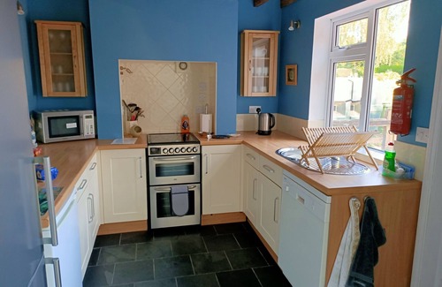 Newark Cabaña | Flo's Cottage a cosy traditional self catering cottage in a quiet rural setting