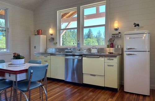 Astoria Alquiler De Eote | Float House No. 2 at Jack Creek