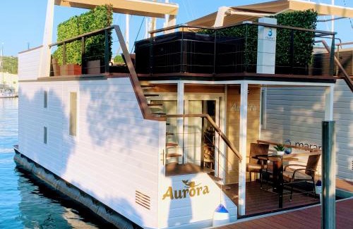 Piran Casa | FLOATING SEA HOUSE AURORA