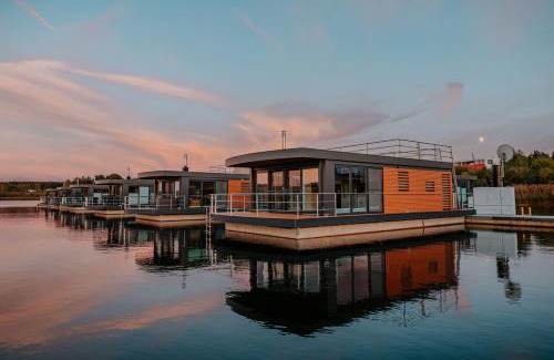 Klitten Casa | Floatinghouses Bärwalder See