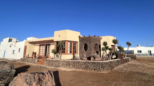 Caleta de Sebo Casa | Flor de Cactus, La Graciosa