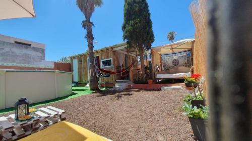 Telde Otro | Flor de Loto Romantic Woodhouse casita camping