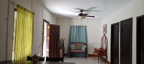 Chinandega Casa | Flor de Sacuanjoche, Chinandega