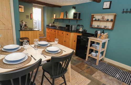 Tideswell Cabaña | Flora Cottage