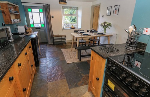 Tideswell Cabaña | Flora Cottage