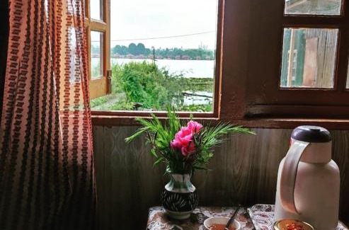 Nagin Bagh Casa | Flora cottage