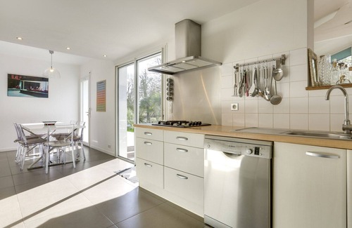 Arbonne Casa | FLORA - Maison contemporaine avec piscine chauffée