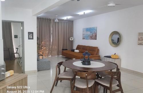 Bukit Jalil Apartamento | Flora One South 3br, MRT to TRX, Menara 118