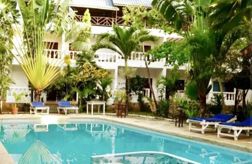 Ukunda Apartamento | FLORA Studio in Diani