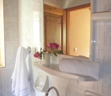 Benitses Apartamento | FLORA STUDIOS CORFU - Adults only