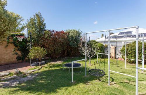 Floreat Casa | Floreat Family Home - With Kids Play Equipment