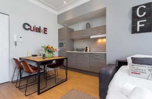 Cannes City Centre Apartamento | Florella Jean Jaures Apartment