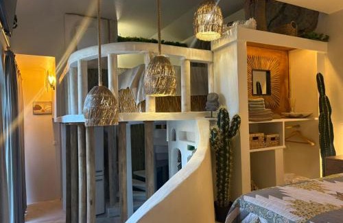 Chernomorets Apartamento | Flores Gardan ART Studio