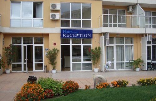 Sunny Beach Apartamento | Flores park
