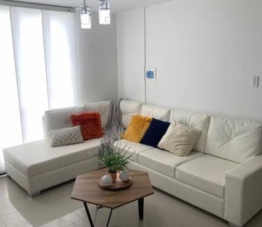 Florian Apartamento | Florian, Casa Flora