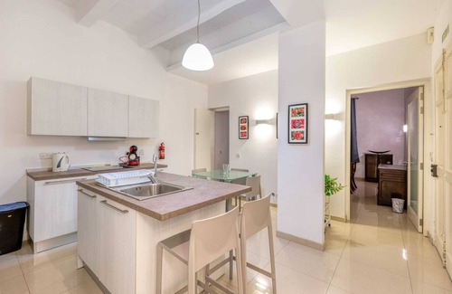 Floriana Apartamento | Floriana Suite-hosted by Sweetstay