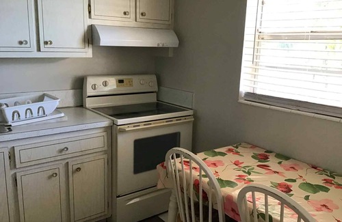 Lauderdale Lakes Apartamento | FLORIDA Apartment with 3 Pools & Fitness Room