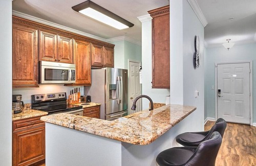 New Tampa Condominio | Florida Dream Vacation 2/2 All new with Amenities!