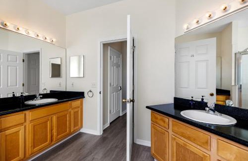 Bridgewater Crossing Casa | Florida Vacation Home with Sunny Private Pool - Game Room - Nr Disney